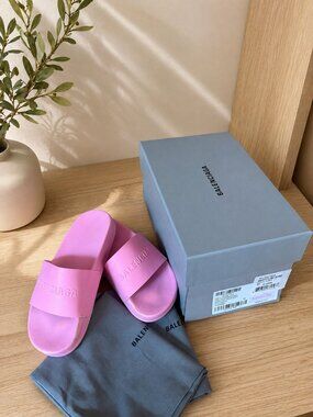 Balenciaga Pool Slides Kids 'Light Pink'